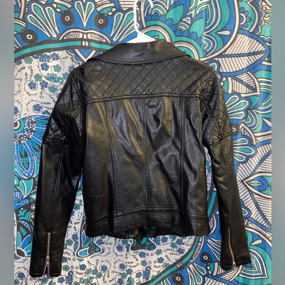 Forever 21 Black Leather Motorcycle Jacket with Notched Lapel - Picture 5 of 5